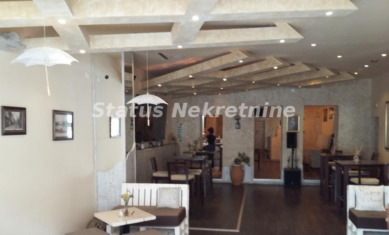 Lokal Prodaja Novi Sad  303 m2