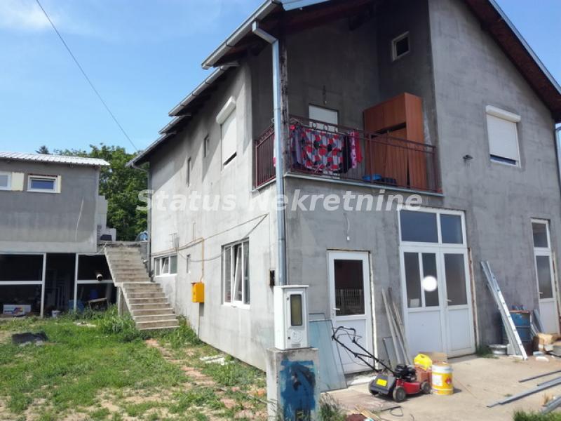 Kuća Prodaja Novi Sad  500 m2