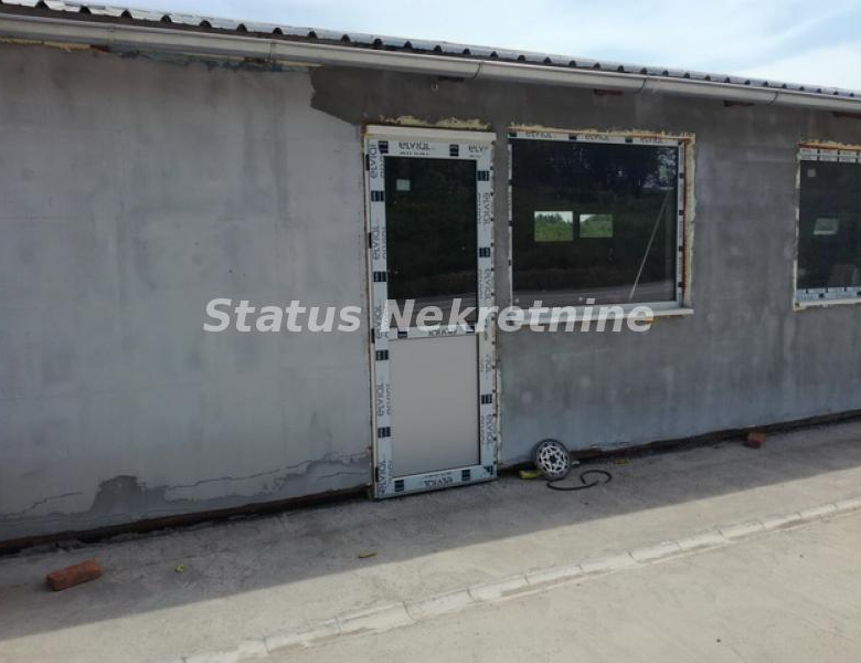 Kuća Prodaja Novi Sad  500 m2