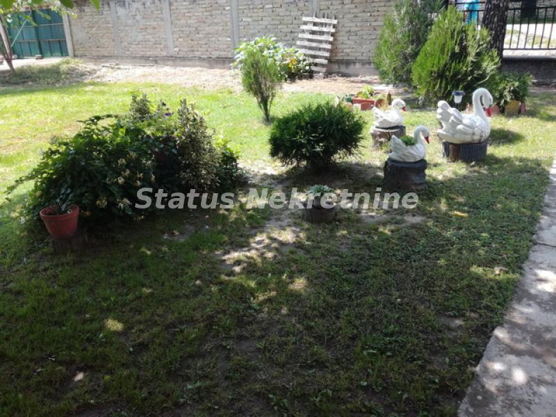 Kuća Prodaja Novi Sad  300 m2