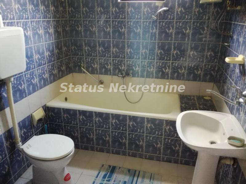 Kuća Prodaja Novi Sad  300 m2