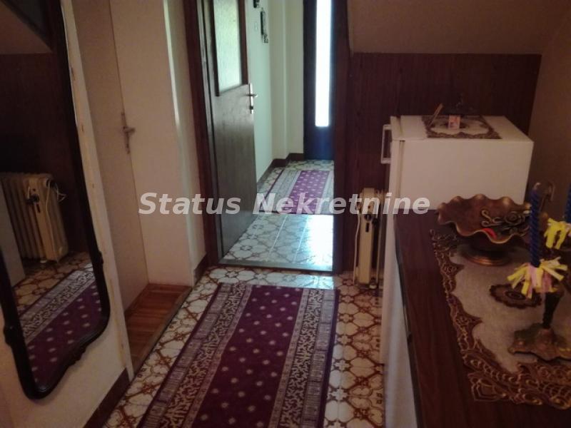 Kuća Prodaja Novi Sad  300 m2