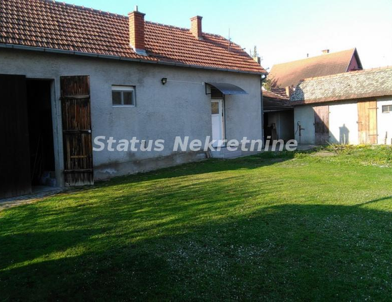 Kuća Prodaja Bačka Palanka  210 m2