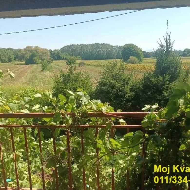 Kuća Prodaja Veliko Gradište  260 m2