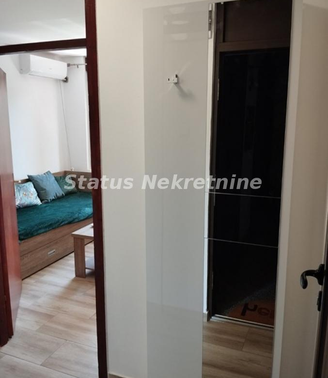 Stan Izdavanje Novi Sad  34 m2