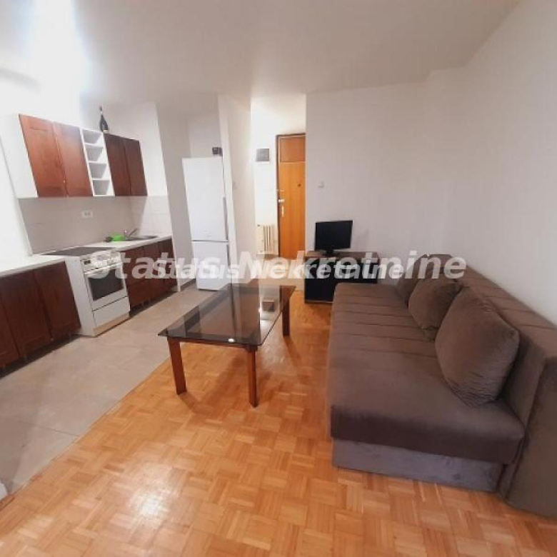 Stan Izdavanje Novi Sad  41 m2
