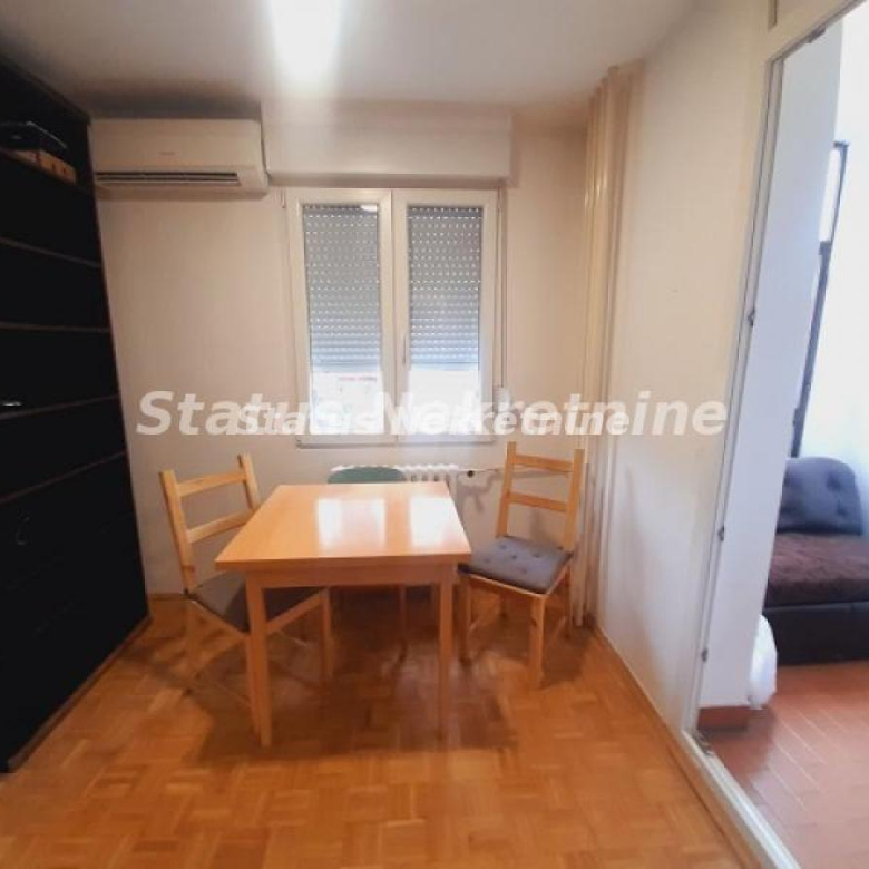 Stan Izdavanje Novi Sad  41 m2
