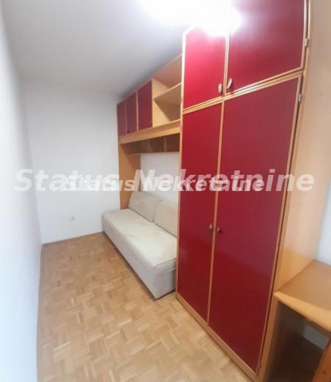 Stan Izdavanje Novi Sad  41 m2