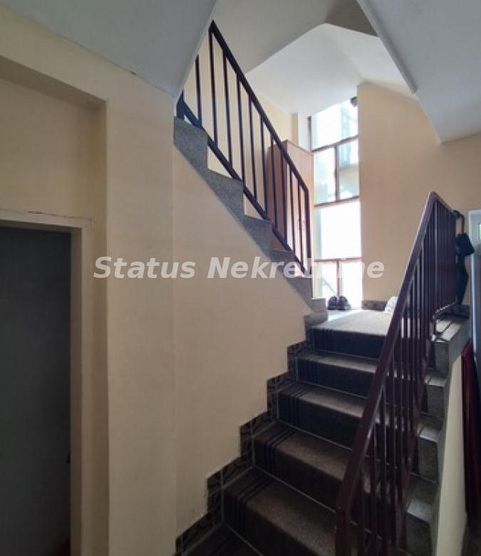Kuća Prodaja Novi Sad  185 m2