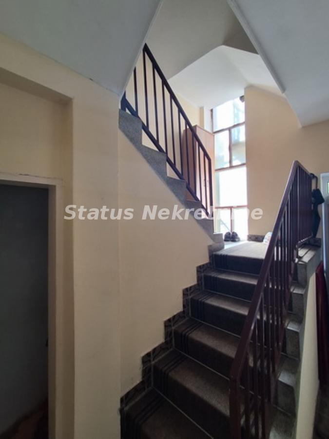 Kuća Prodaja Novi Sad  185 m2