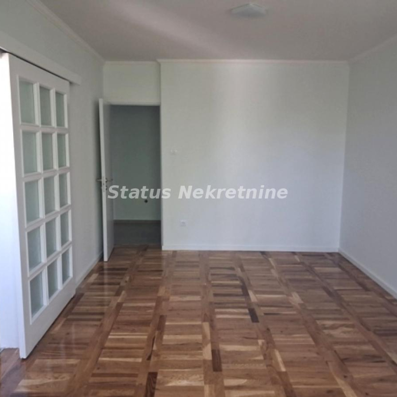 Stan Prodaja Novi Sad  47 m2
