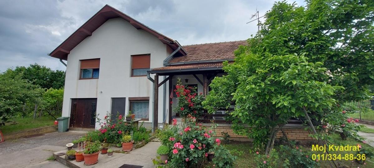 Kuća Prodaja Beograd Rajkovac 240 m2