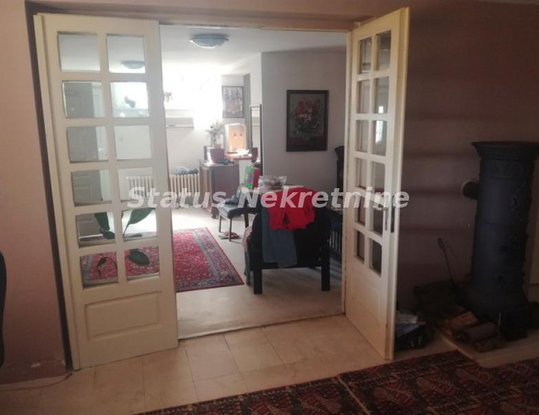 Kuća Prodaja Novi Sad  459 m2