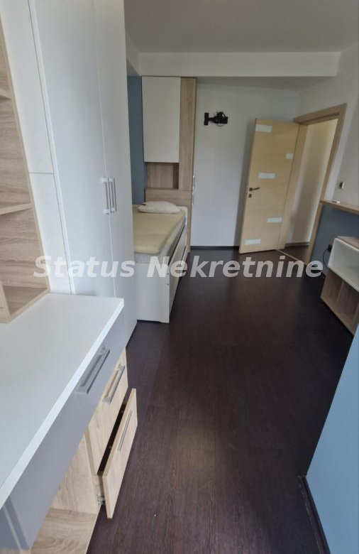 Stan Izdavanje Novi Sad  116 m2