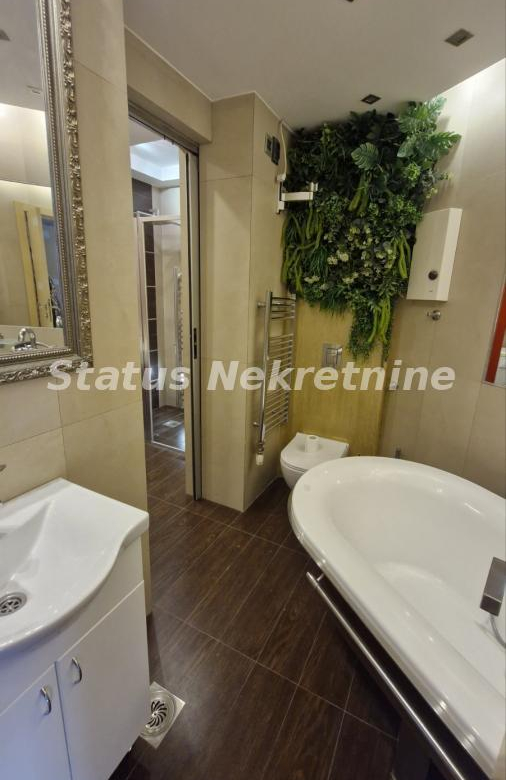 Stan Izdavanje Novi Sad  116 m2