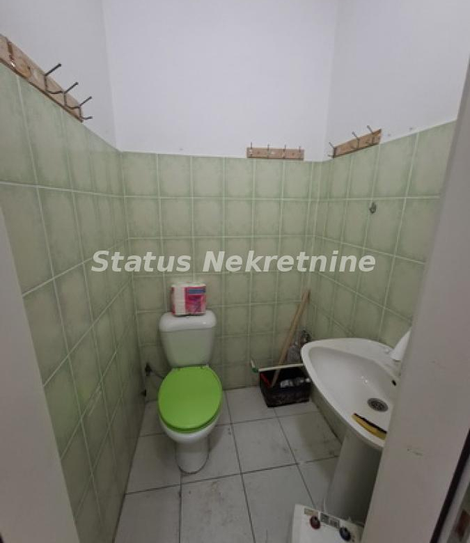 Lokal Izdavanje Novi Sad  28 m2