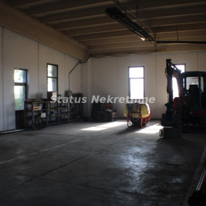 Lokal Izdavanje Temerin  590 m2