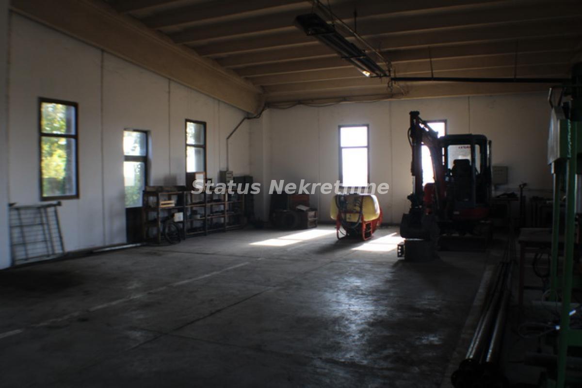 Lokal Izdavanje Temerin  590 m2