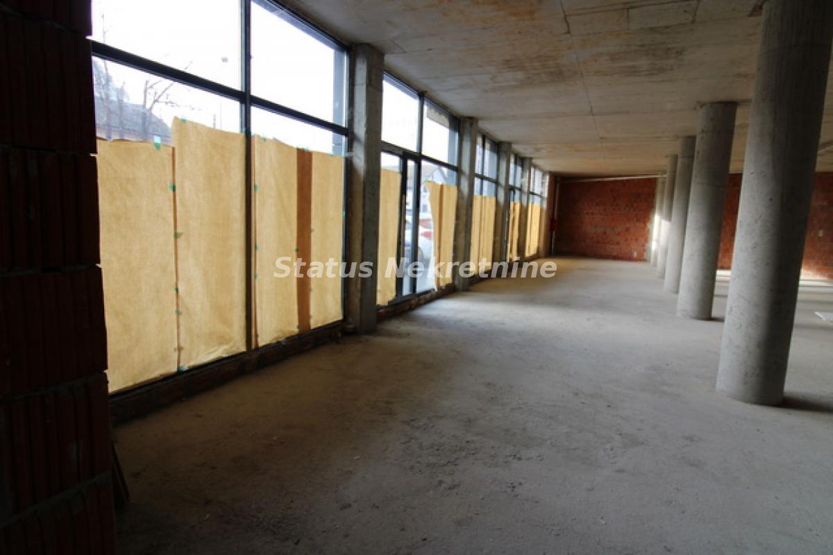 Lokal Prodaja Novi Sad  320 m2