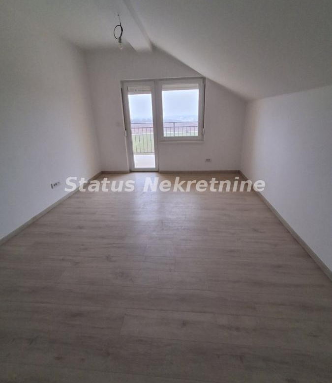 Stan Prodaja Novi Sad  83 m2