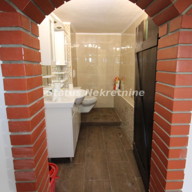 Kuća Prodaja Inđija  130 m2