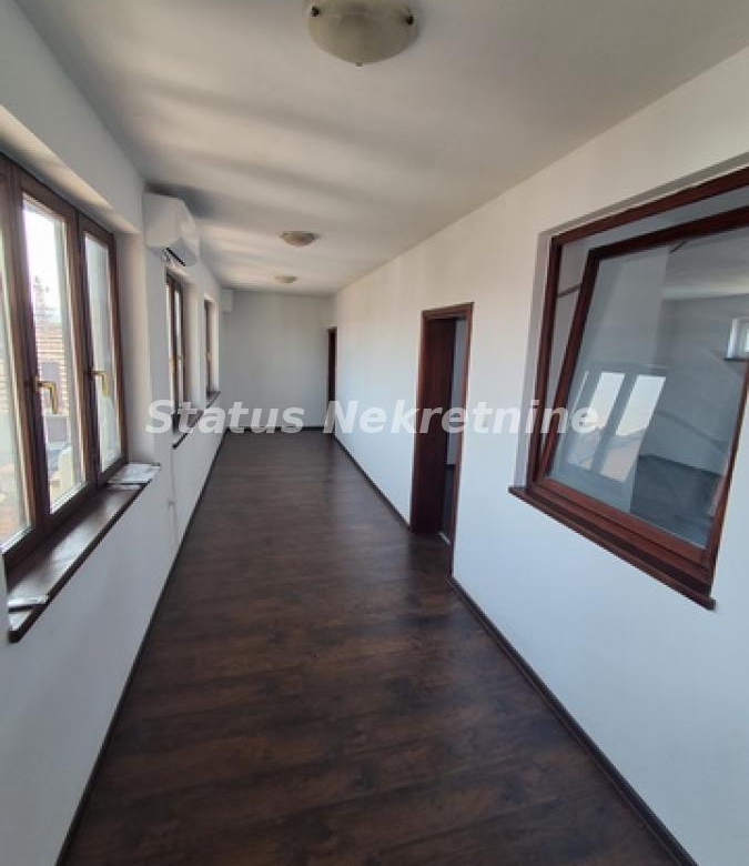 Stan Izdavanje Novi Sad  80 m2