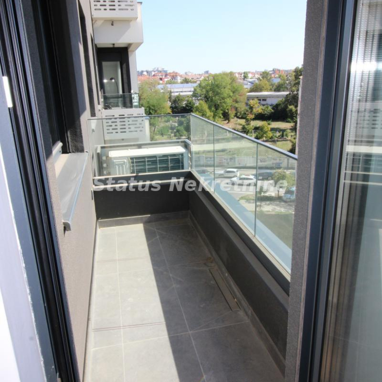 Stan Izdavanje Novi Sad  60 m2