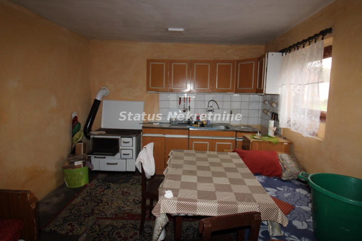Kuća Prodaja Titel  115 m2