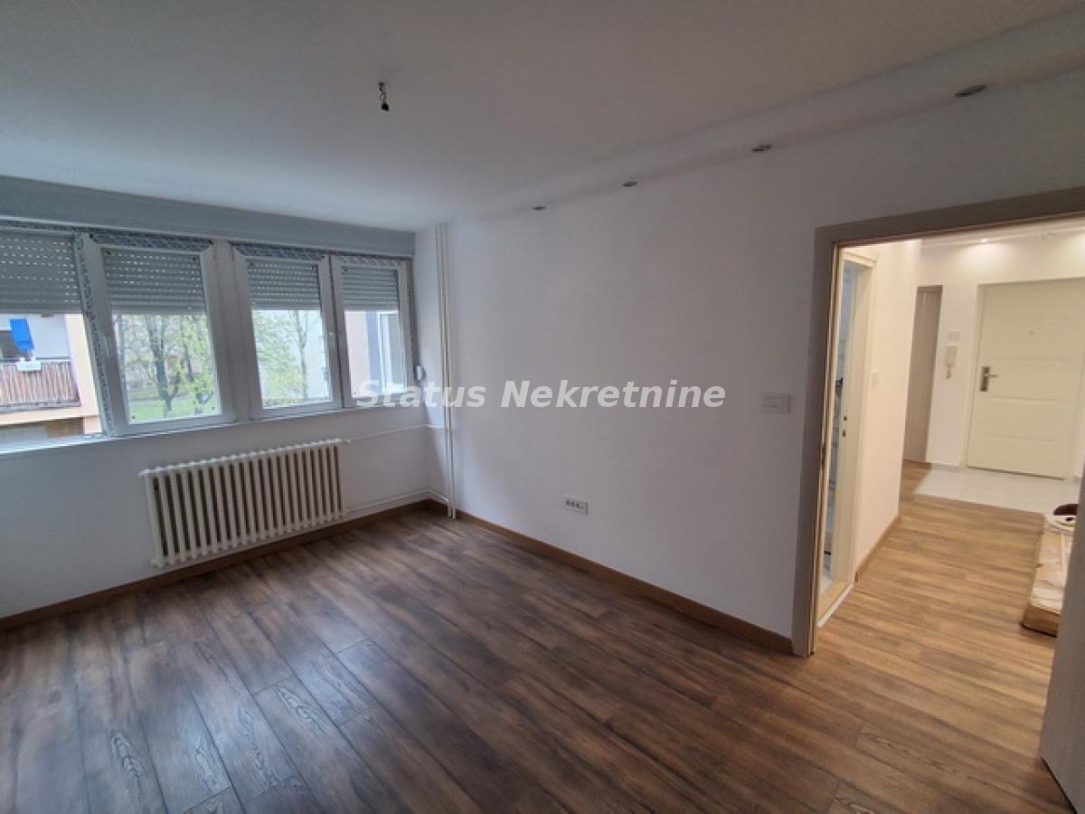 Stan Prodaja Novi Sad  58 m2