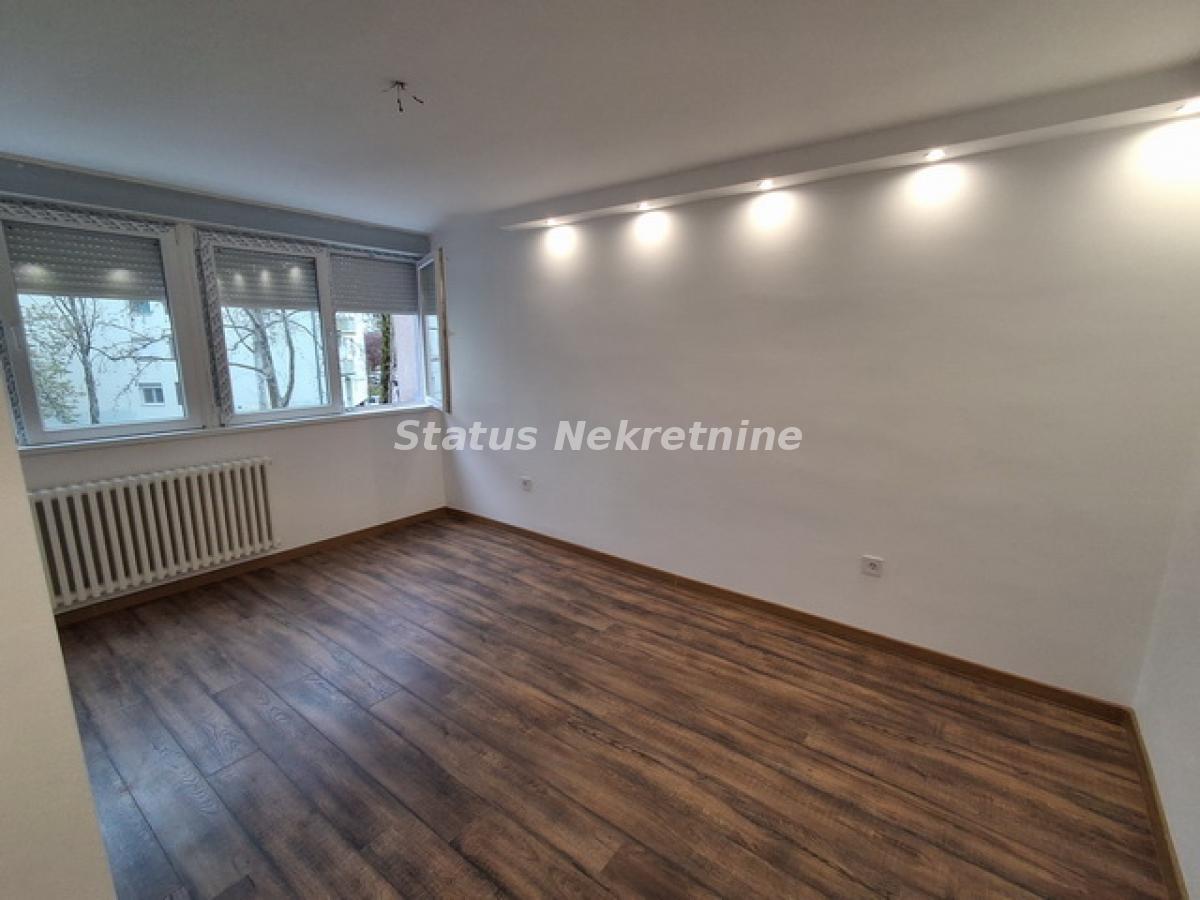 Stan Prodaja Novi Sad  58 m2