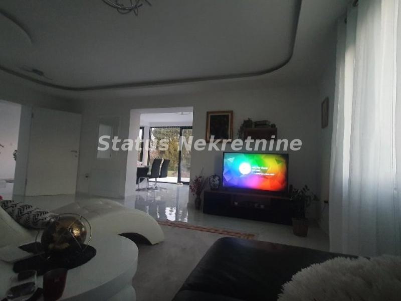 Kuća Prodaja Irig Kuća Prodaja Irig 360 m2