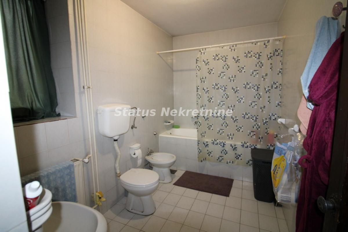 Kuća Prodaja Novi Sad Kuća Prodaja Novi Sad 330 m2