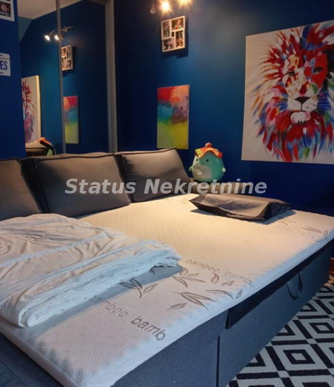 Stan Prodaja Novi Sad  96 m2