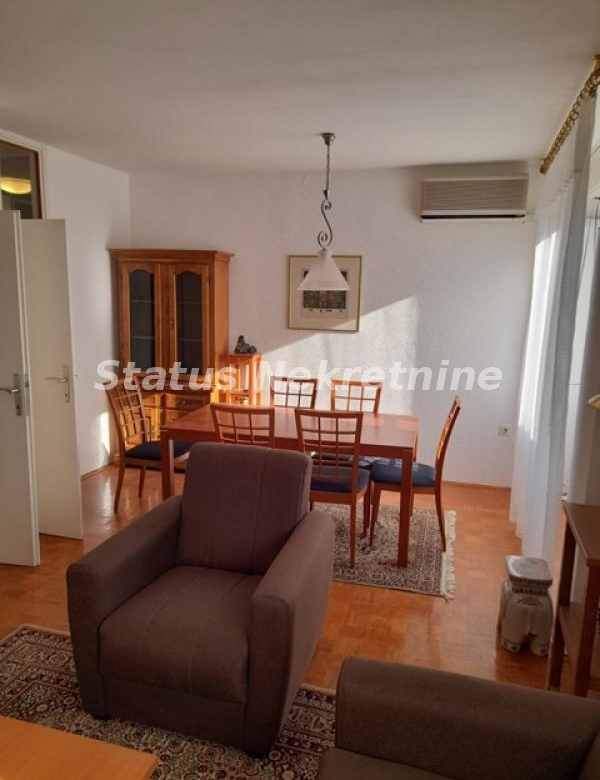 Stan Izdavanje Novi Sad  80 m2