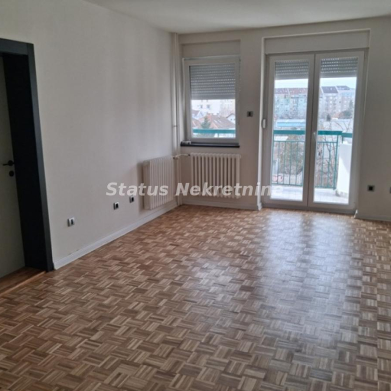 Stan Prodaja Novi Sad  55 m2