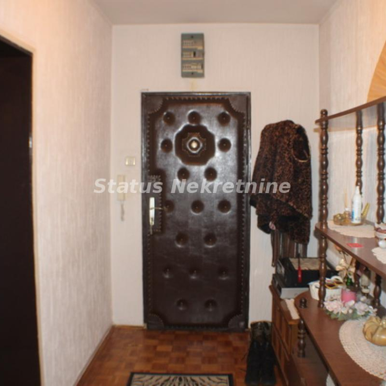 Stan Prodaja Novi Sad  64 m2