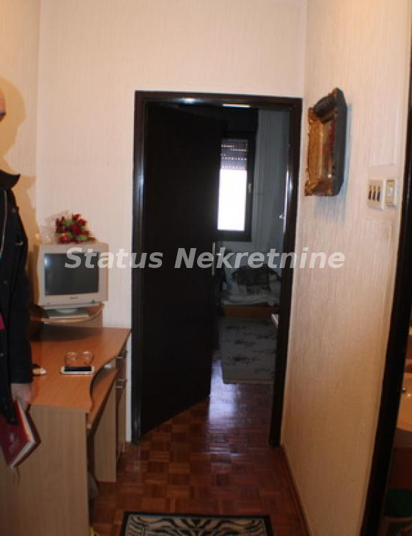 Stan Prodaja Novi Sad  64 m2