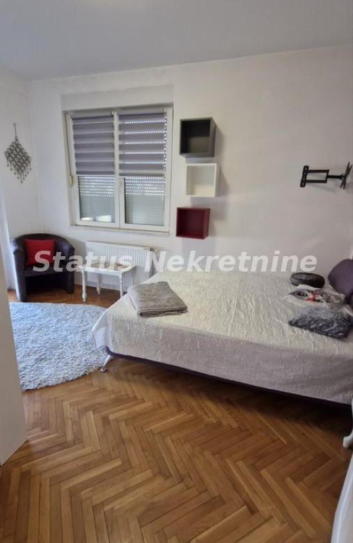 Stan Prodaja Novi Sad  120 m2