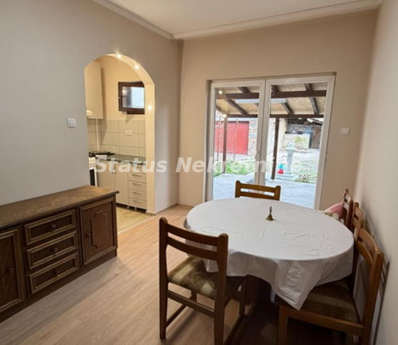 Kuća Prodaja Novi Sad  100 m2