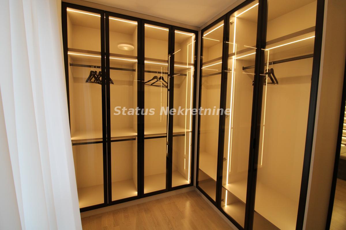 Stan Izdavanje Novi Sad  200 m2