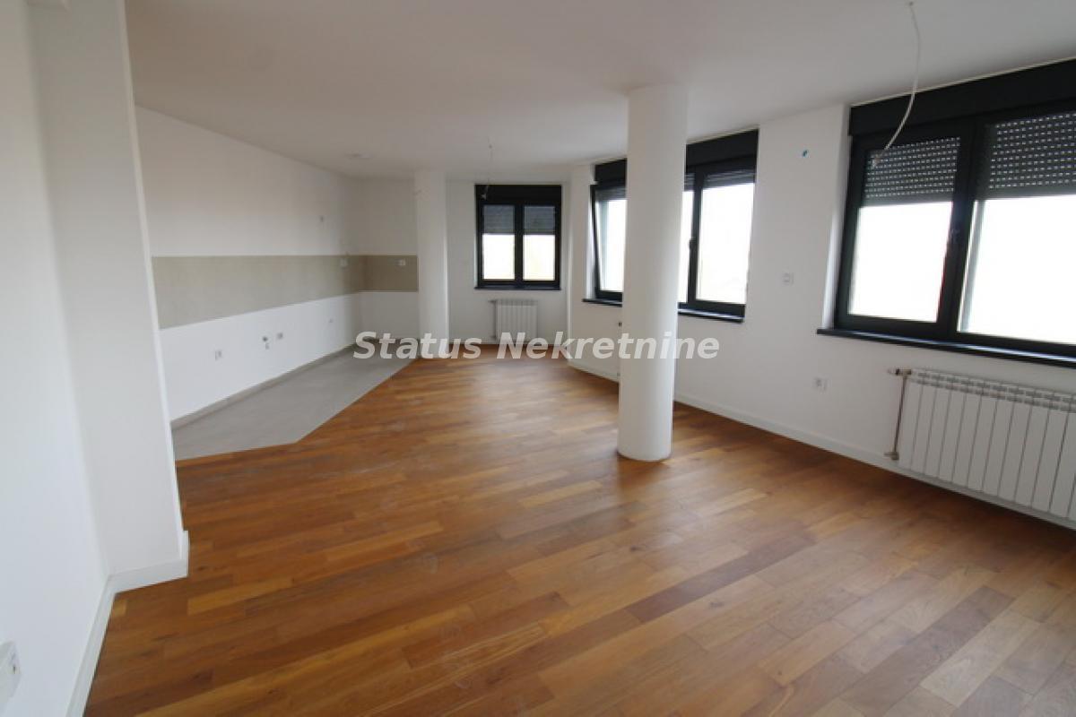 Stan Prodaja Novi Sad  105 m2