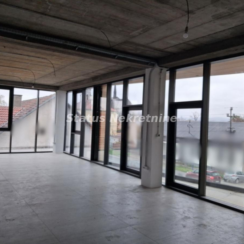Lokal Izdavanje Novi Sad  240 m2