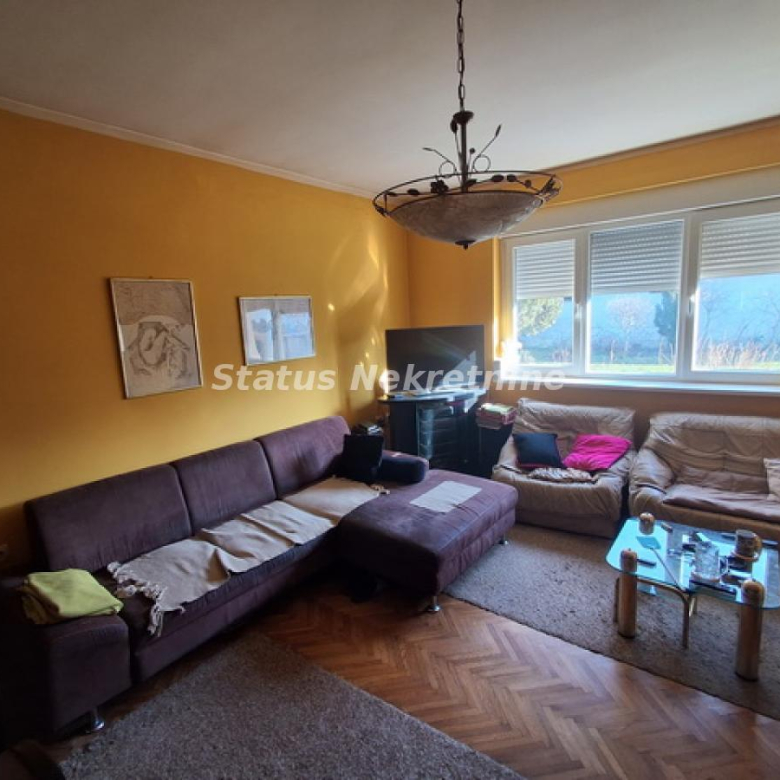 Kuća Prodaja Novi Sad  200 m2