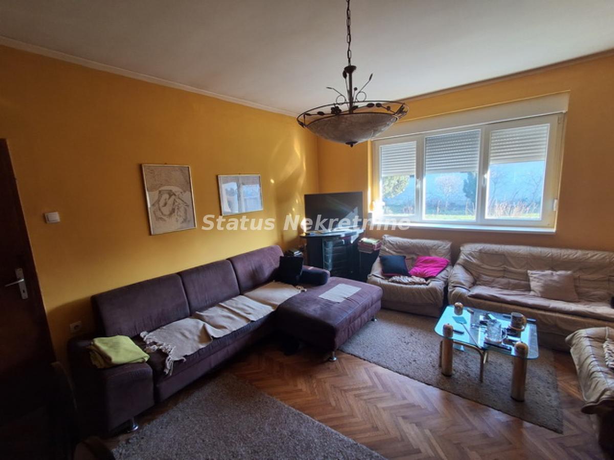 Kuća Prodaja Novi Sad  200 m2