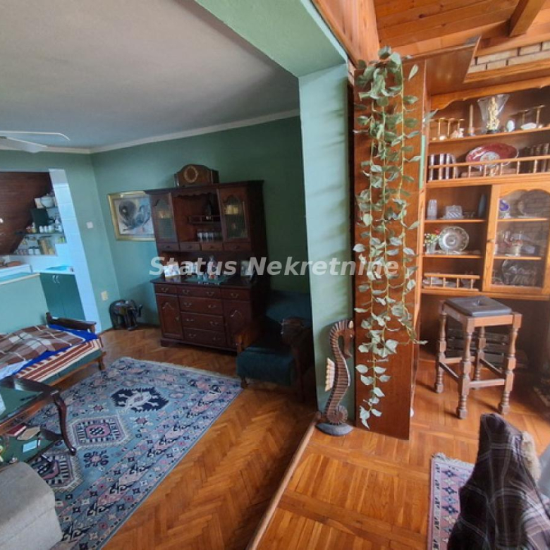 Kuća Prodaja Novi Sad  200 m2