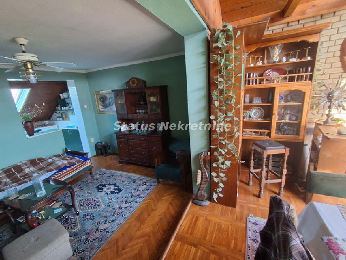 Kuća Prodaja Novi Sad  200 m2