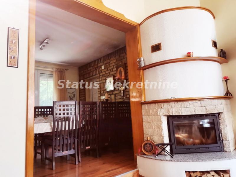 Kuća Prodaja Vrdnik  860 m2