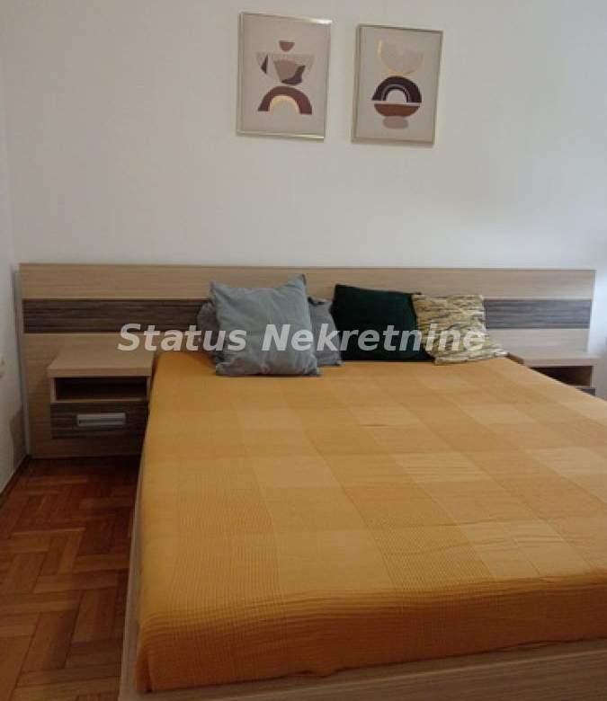 Stan Izdavanje Novi Sad  37 m2
