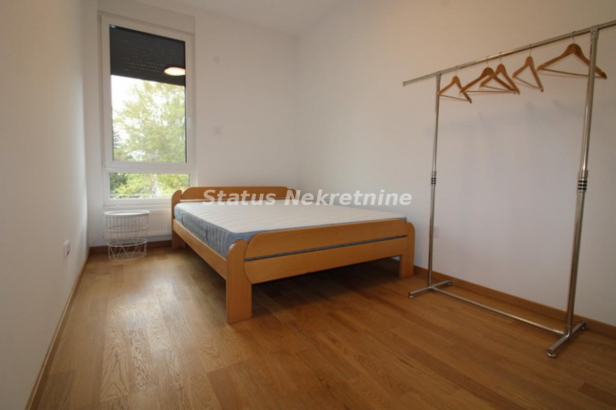 Stan Izdavanje Novi Sad  63 m2