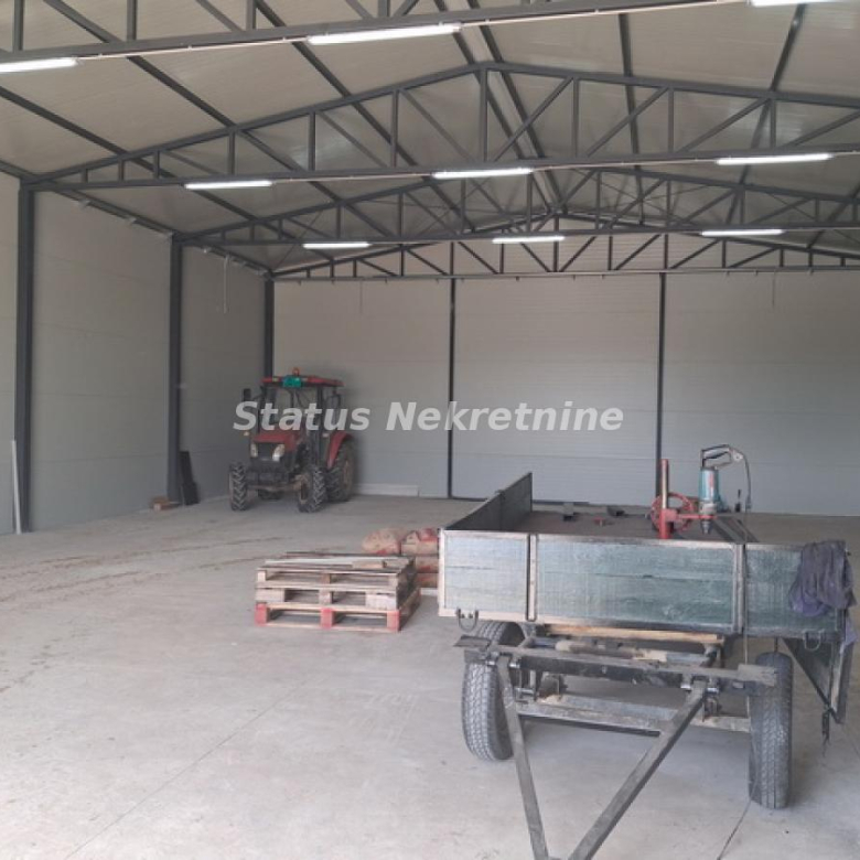 Lokal Izdavanje Novi Sad  270 m2